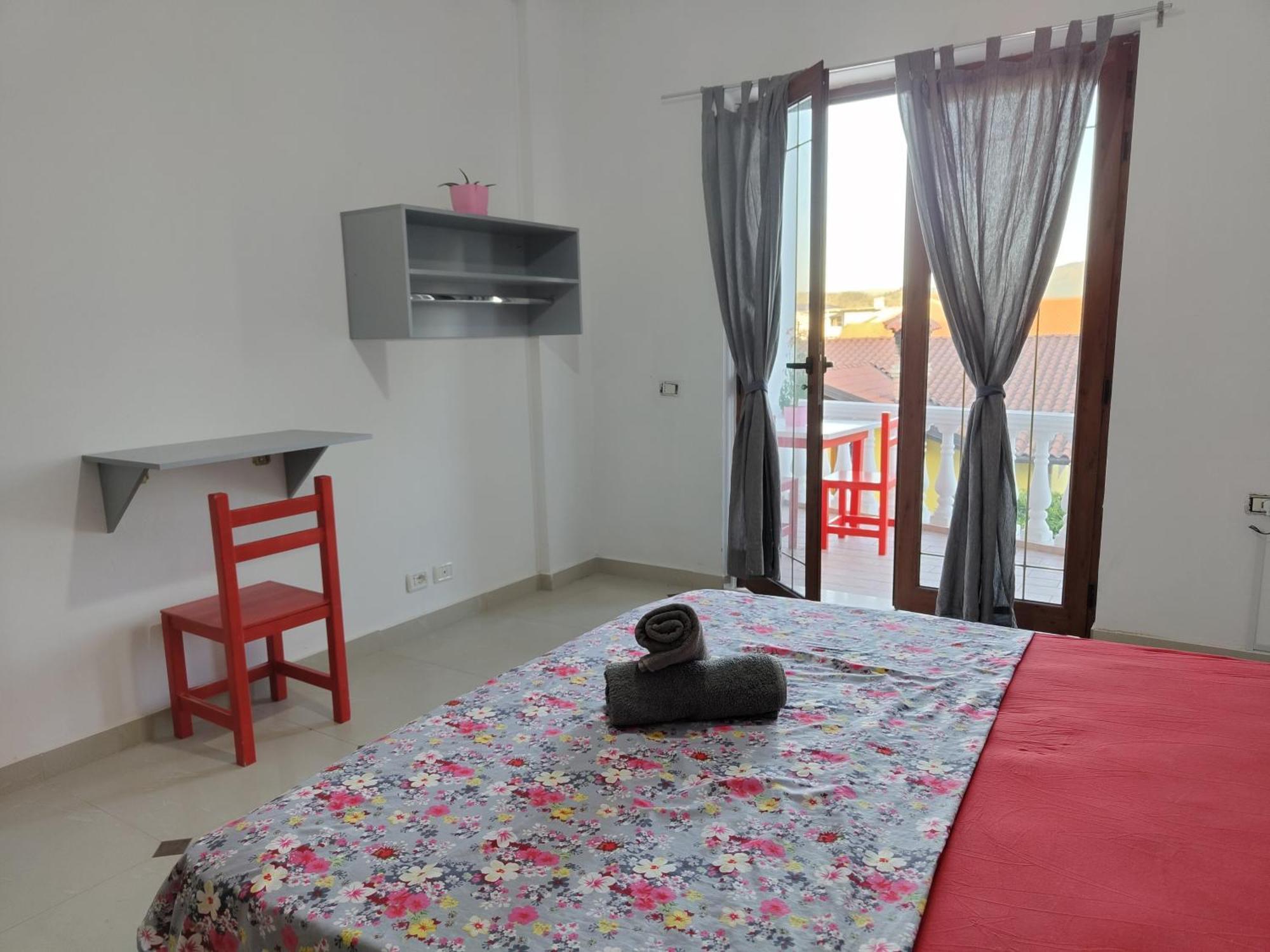 Tias Hostel Shkodër Esterno foto