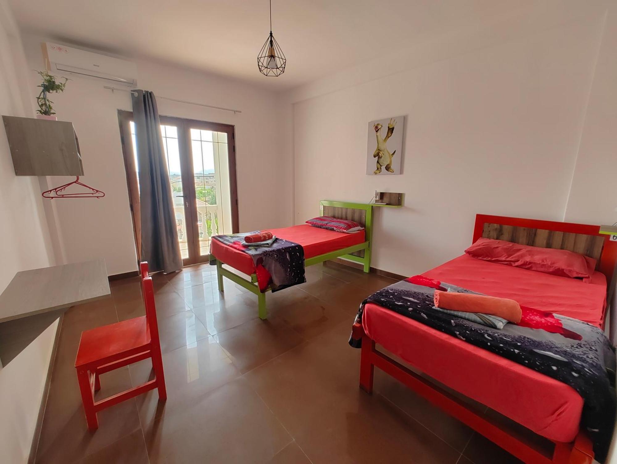 Tias Hostel Shkodër Esterno foto